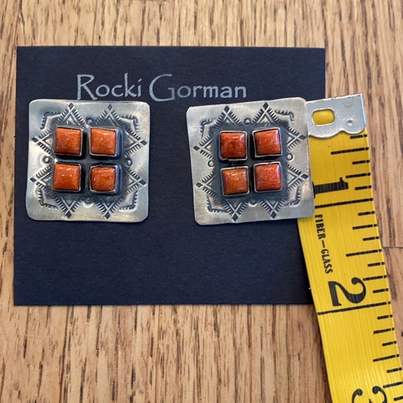 Rocki Gorman earrings - Picture 3 of 3